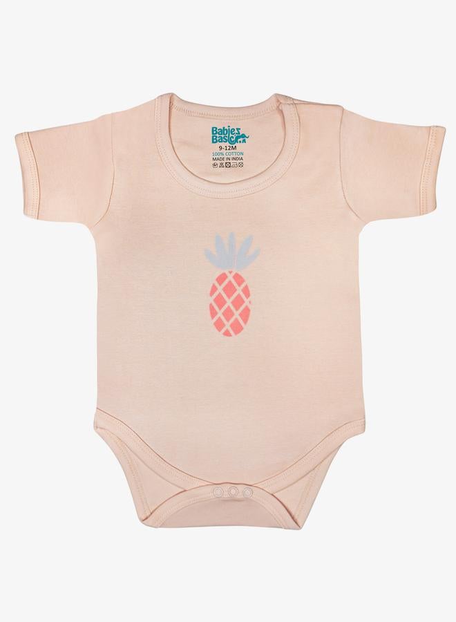 بابيز_بيسك طقم 5 قطع - مريلة، رومبر، قفازات، قبعة، وبدلة نوم - Image 3